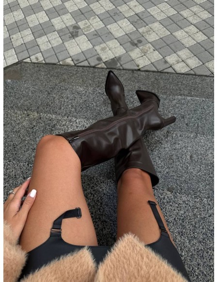 Lucy boots - chocolate
