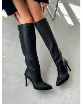 3066 - chocolate suede