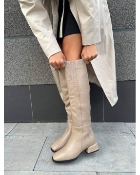 beige reptile boots 4 cm