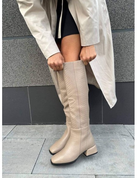 beige reptile boots 4 cm